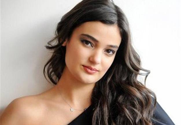 Ex Miss Turquía condenada por insultos a Erdogan