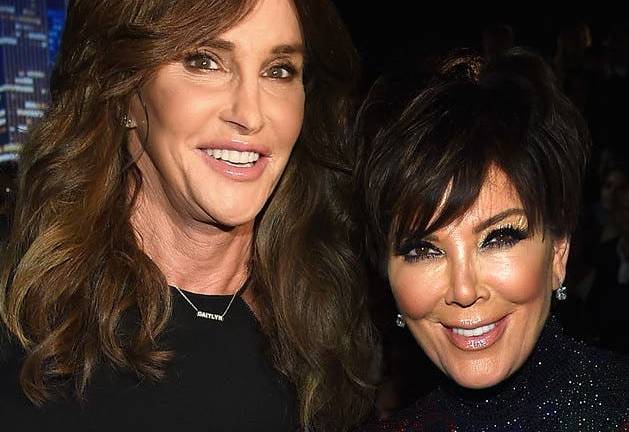 Caitlyn Jenner besa en la boca a su expareja Kris