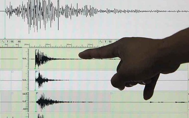 Se registran más de 1.600 réplicas del terremoto de 7,8 grados