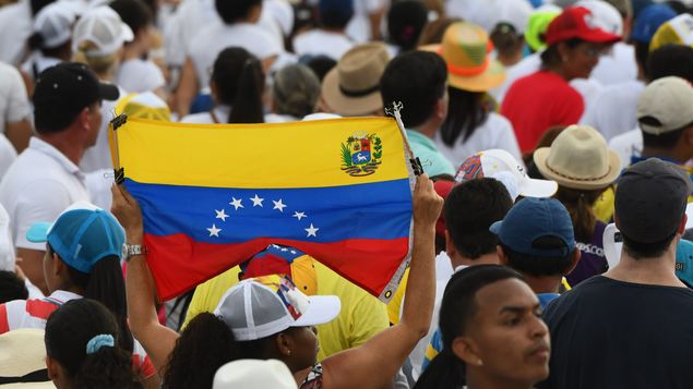 Ecuador activa servicio virtual para visa humanitaria a venezolanos