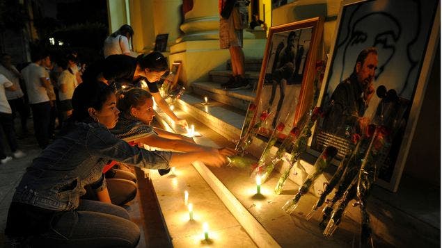 Rafael Correa asistirá a funerales de Fidel Castro