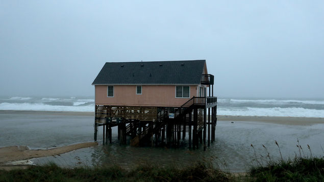 Huracán Dorian en categoría 1 al llegar a Carolina del Norte