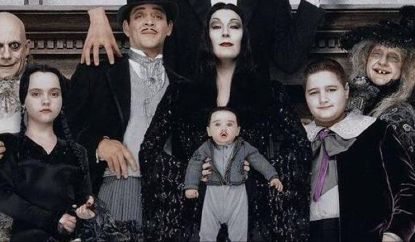 Asi Luce Ahora El Bebe De Los Locos Addams
