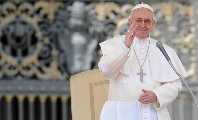 $!El papa Francisco, oriundo de Argentina, ha sido el segundo sumo pontífice en visitar Latinoamérica, después de Juan Pablo II. En 2015, Recorrió Ecuador y atravesó ciudades como Guayaquil y Quito.