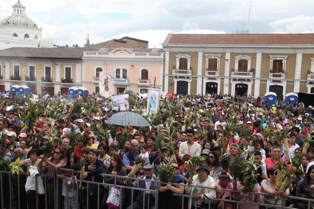 Misa campal da inicio a la Semana Santa en Quito