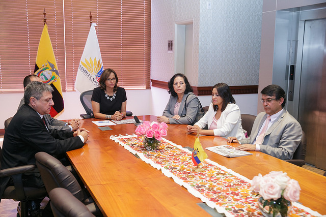 Perito del caso Gabela se reunió con Elizabeth Cabezas