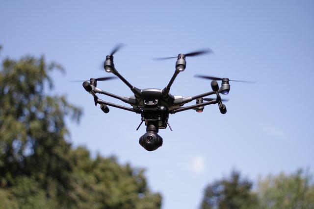 Escuelas en EE.UU. usarán drones para aturdir y frenar a un tirador en apenas 15 segundos