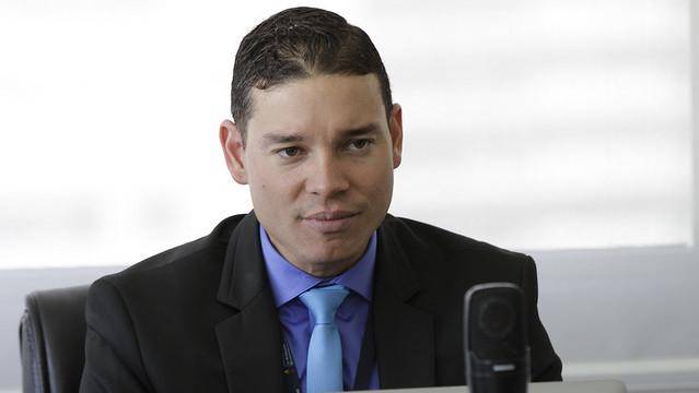 Iván Espinel fue trasladado a una casa de salud privada de Manabí.