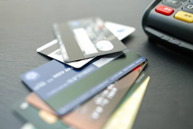 $!¿Por qué es peligroso pagar a plazos y con tarjeta de crédito las compras del supermercado?