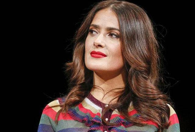 Salma Hayek reclamó este domingo a los actores de Hollywood que acepten rebajarse los sueldos en pos de la igualdad con las actrices. Foto: Archivo - Reuters