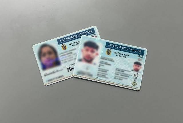 La ANT atenderá jornadas extraordinarias para agilizar la entrega de licencias de conducir