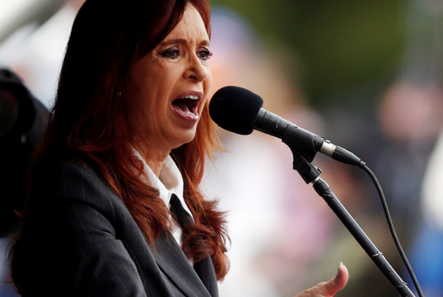 Fernández: sufro la &quot;más feroz&quot; persecución política