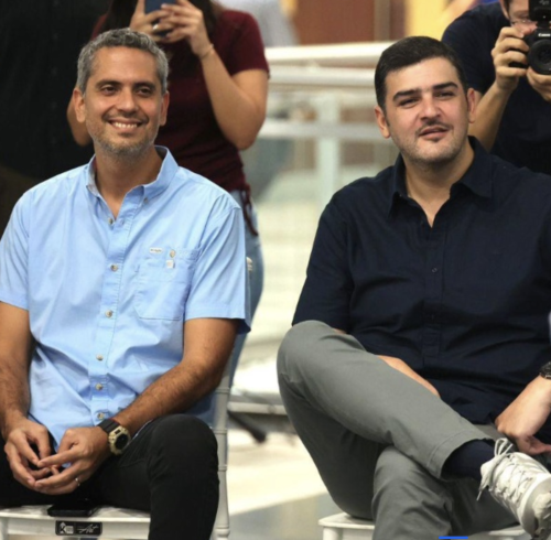En la foto aparecen Raúl Chávez y Aquiles Alvarez, ambos procesados por el caso Goleada.