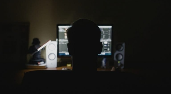 Hombre en Guayaquil es acusado de pornografía infantil y violación, dos niños habrían sido sus víctimas