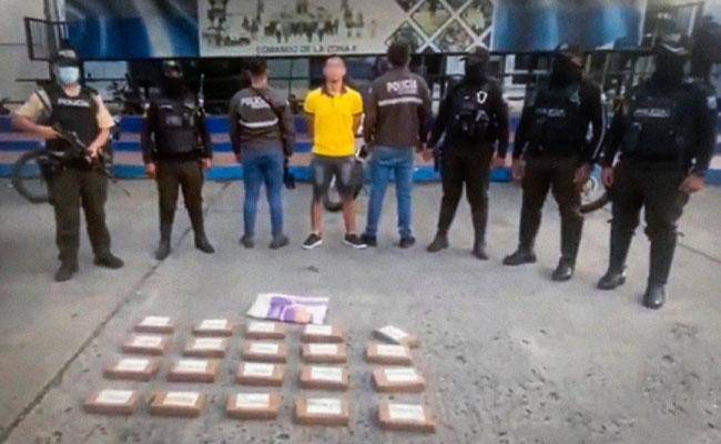 Policía que cuidaba bienes a Leandro Norero es detenido con unos 20 kilos de cocaína; está implicado en caso Metástasis