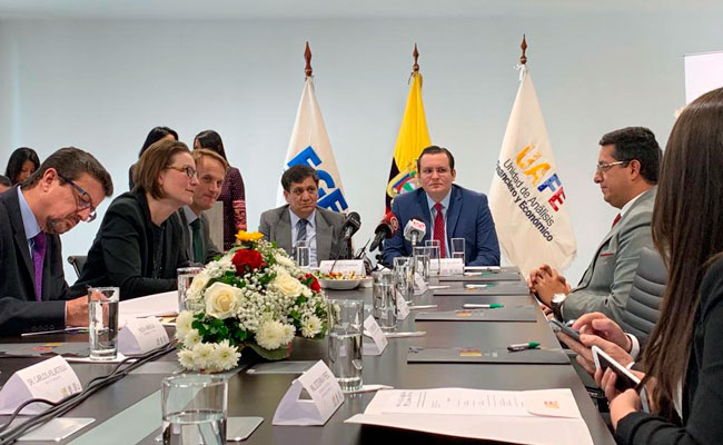 Instituciones estatales crean grupo para recuperar dinero de la corrupción