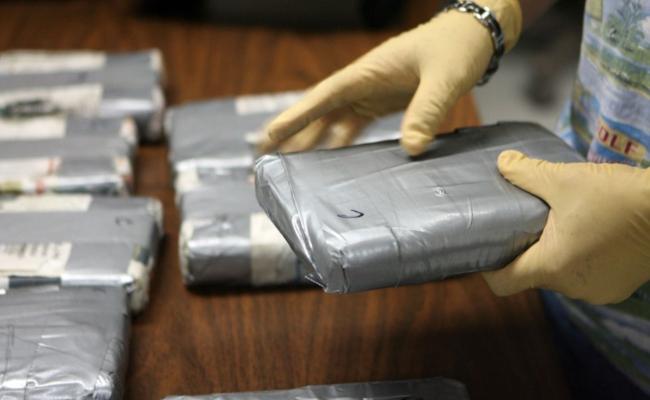 Sujetos, que se preparaban para llevar droga al aeropuerto de Quito, fueron sentenciados a 17 años de prisión