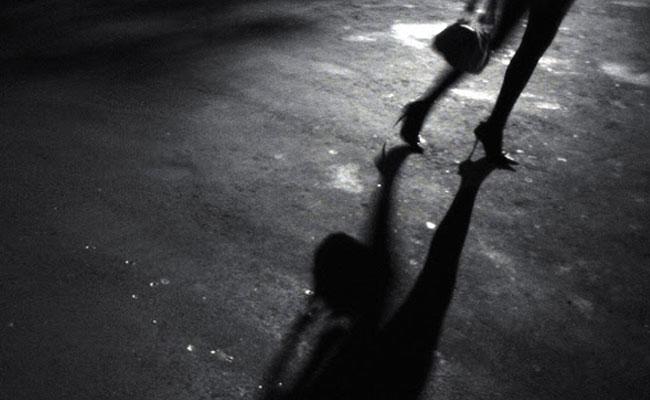 Sentencian a cuatro hombres por forzar a mujeres a prostituirse en Quito