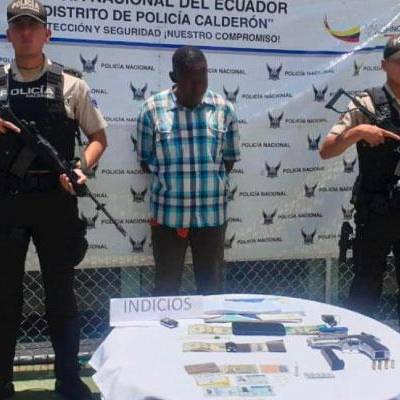 Víctima de secuestro extorsivo en Quito logró ser liberada gracias a botón de pánico; el implicado fue detenido
