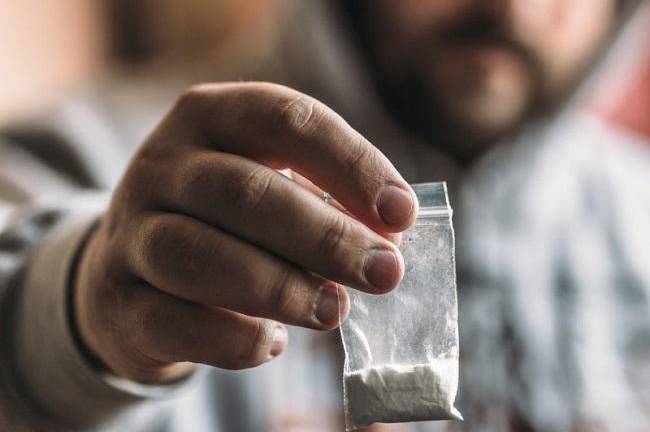 Asambleístas solicitan eliminar la tabla de consumo de drogas: Esta es la propuesta enviada al presidente