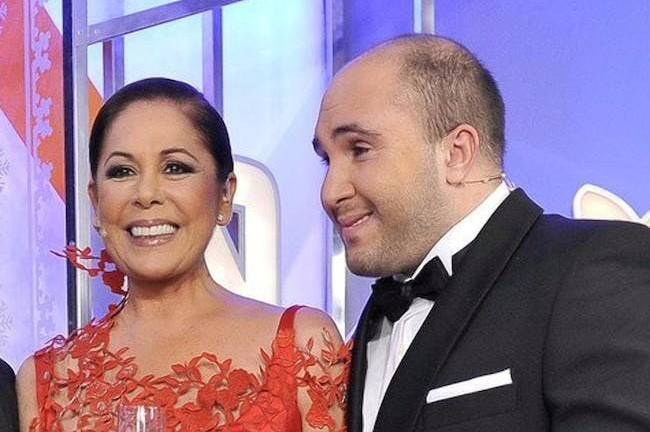 La traición de Isabel Pantoja a su hijo por un mejor sueldo en las Campanadas 2011