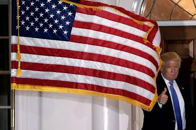 Casa Blanca dice a Trump que romper acercamiento a Cuba &quot;no es fácil&quot;