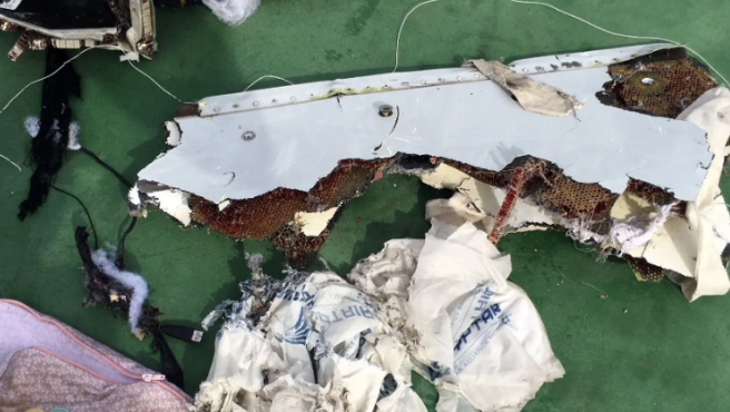 Accidente de EgyptAir en 2016 empezó con un cigarrillo en la cabina