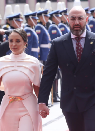 Mario Godoy, presidente del Consejo de la Judicatura, y su esposa, la abogada Dolores Vintimilla.