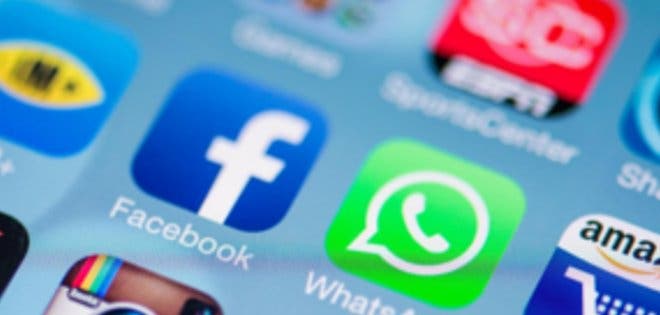 Facebook integra la opción de compartir sus publicaciones en WhatsApp