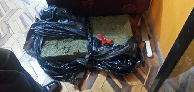 100 kilos de marihuana decomisados y dos detenidos en operativos en Quito