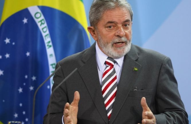 Lula: mandato de Rousseff depende de seis votos en el Senado