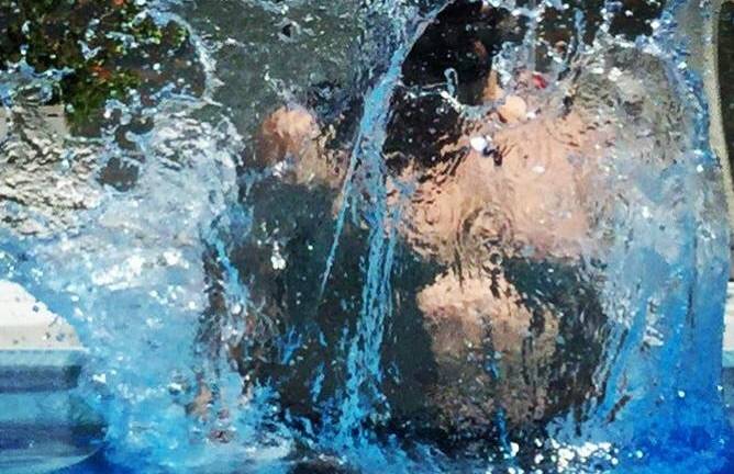 Juanes enciende las redes sociales con sus fotografías