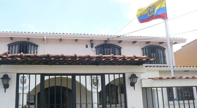 Ocho embajadores de Ecuador en el mundo serán removidos