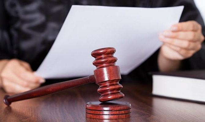 Juez es llamado a juicio en presunto caso de delito de prevaricato
