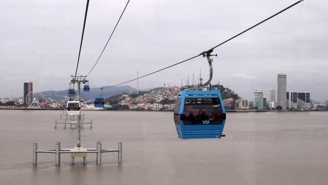 Aerovía: pareja inicia acciones tras difusión de video sexual, por daños y perjuicios
