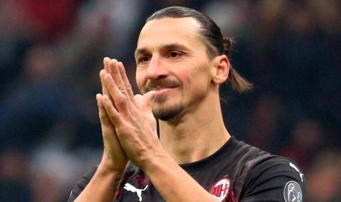 El delantero Ibrahimovic da positivo por COVID-19