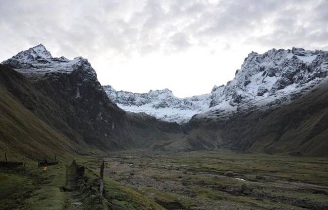 Joven andinista ambateño falleció mientras subía la montaña El Altar