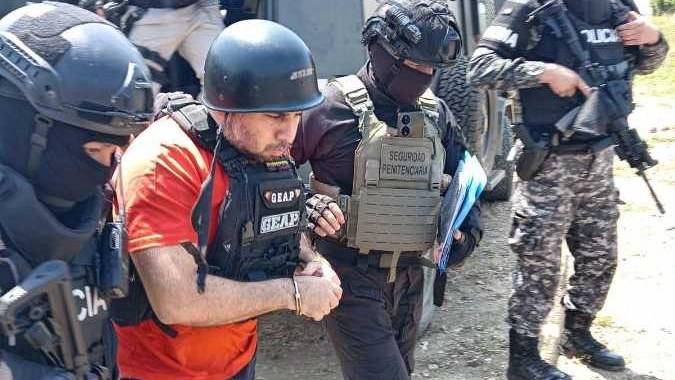 Así fue el traslado de Fito desde la cárcel de La Roca al aeropuerto para su extradición