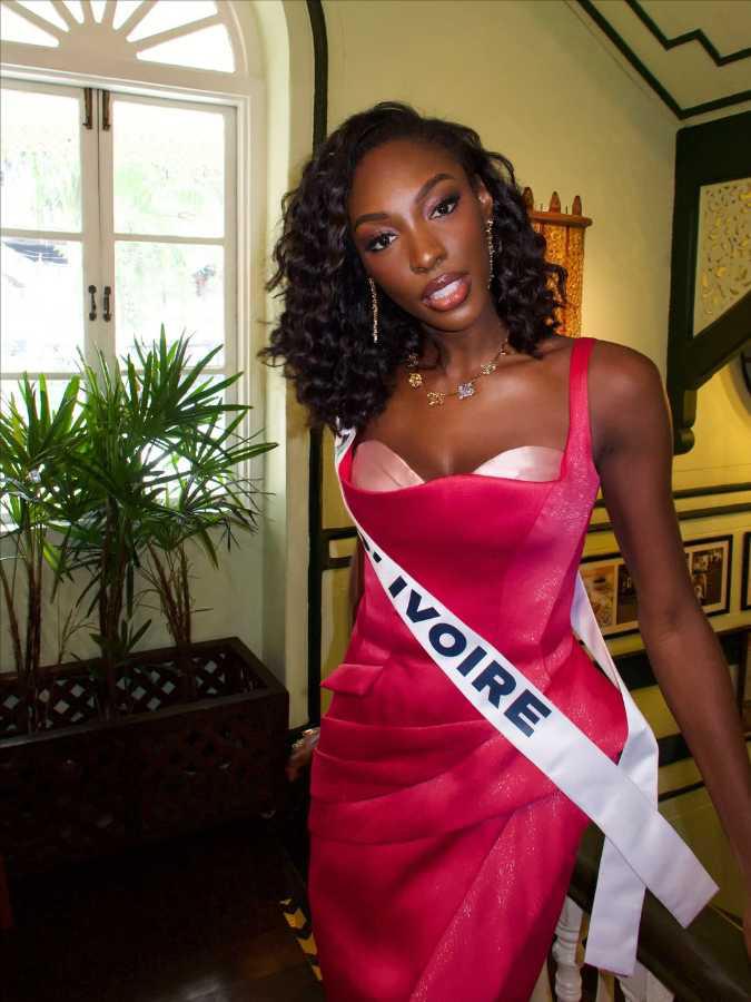 $!La modelo es titulada en Marketing y Gestión.