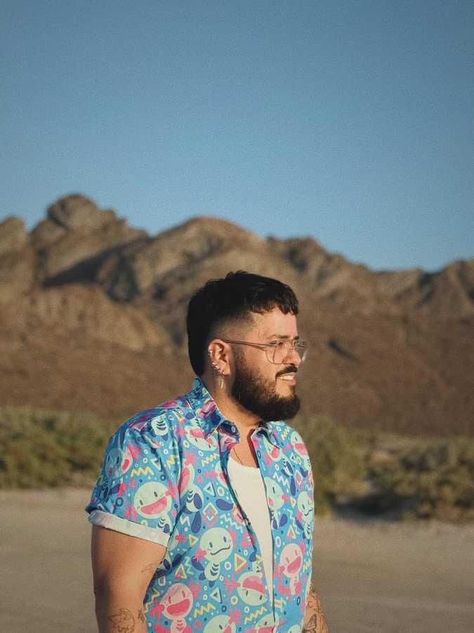 $!Con más de 10 millones de seguidores en TikTok, su contenido destacaba por su humor, cercanía y autenticidad.​​​​​​