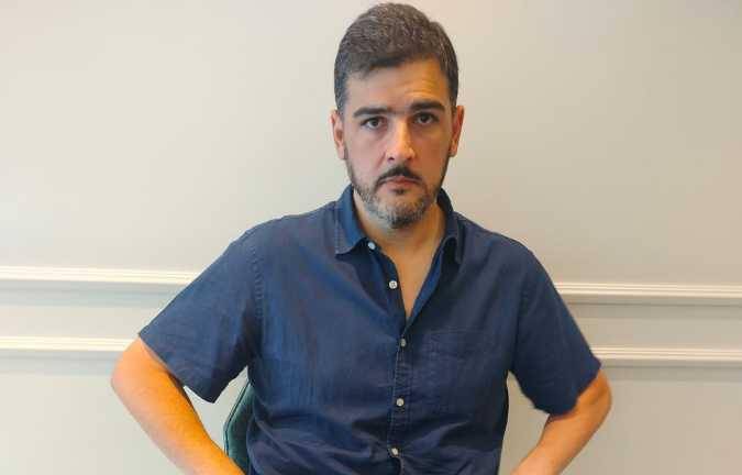Aquiles Álvarez, alcalde de Guayaquil, ya tiene puesto el grillete en su pierna izquierda.