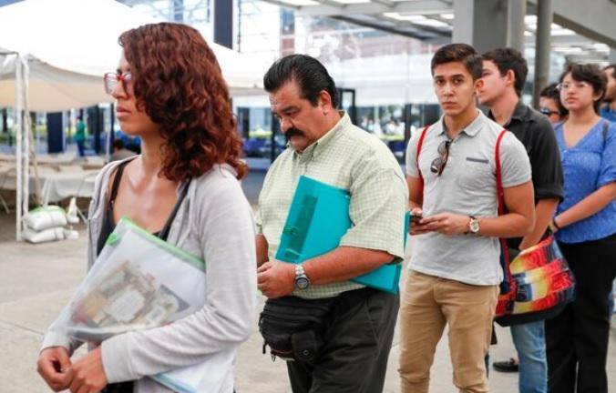El Gobierno de Ecuador destaca avances en empleo aunque los sindicatos dudan