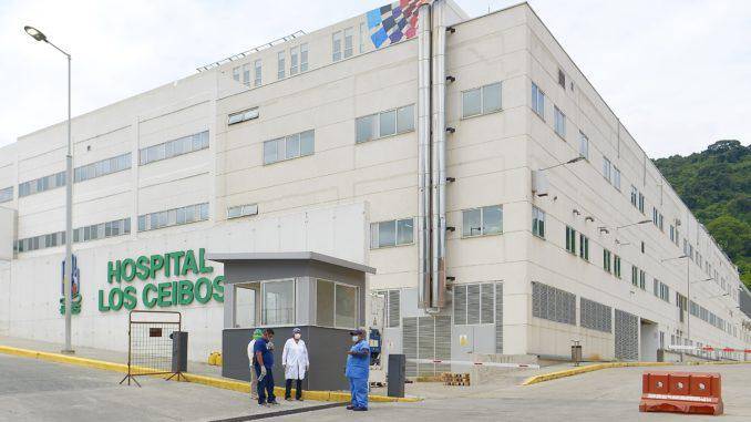 Dictan medidas cautelares contra 7 personas por presunto peculado en Hospital del IESS de Los Ceibos