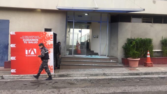 Capturan a siete sospechosos del atentado con un artefacto explosivo contra el medio televisivo Teleamazonas