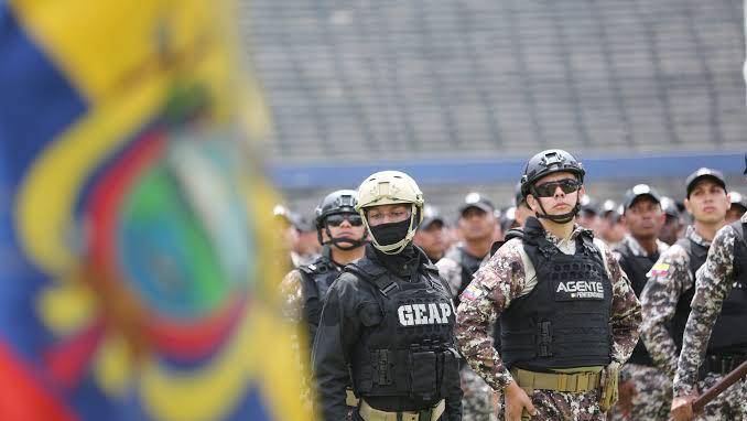 Se abren vacantes para guías penitenciarios para la 'Cárcel del Encuentro': policías y militares en servicio pasivo pueden postular