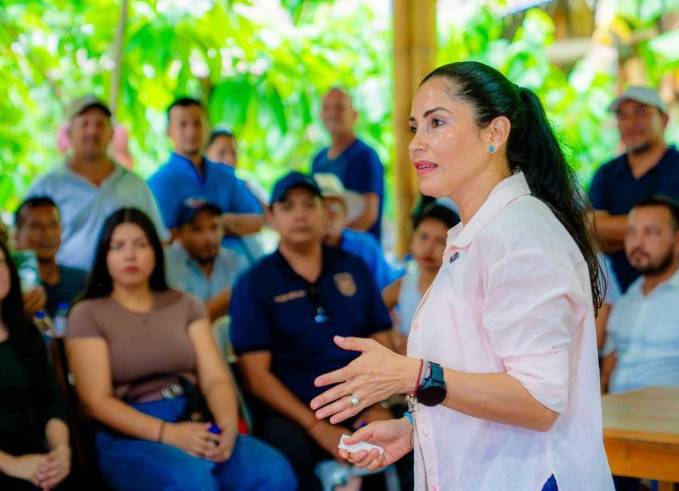 Luisa González no logró ser candidata en Manabí por Pachakutik.