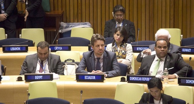 Ecuador abandona la sala de la Asamblea General de la ONU