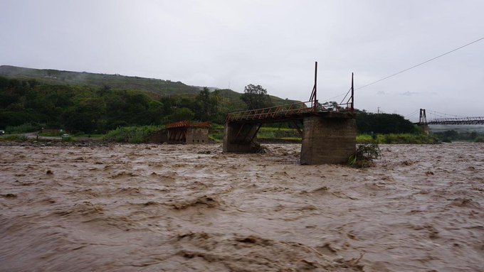 Intensas lluvias causan estragos en provincias Azuay y Cañar