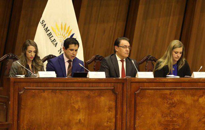 Fiscalización inicia trámite de juicio político por peculado contra el presidente Lasso