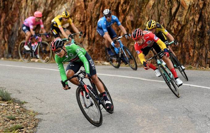 Richard Carapaz llega en sexto lugar en la Vuelta de España